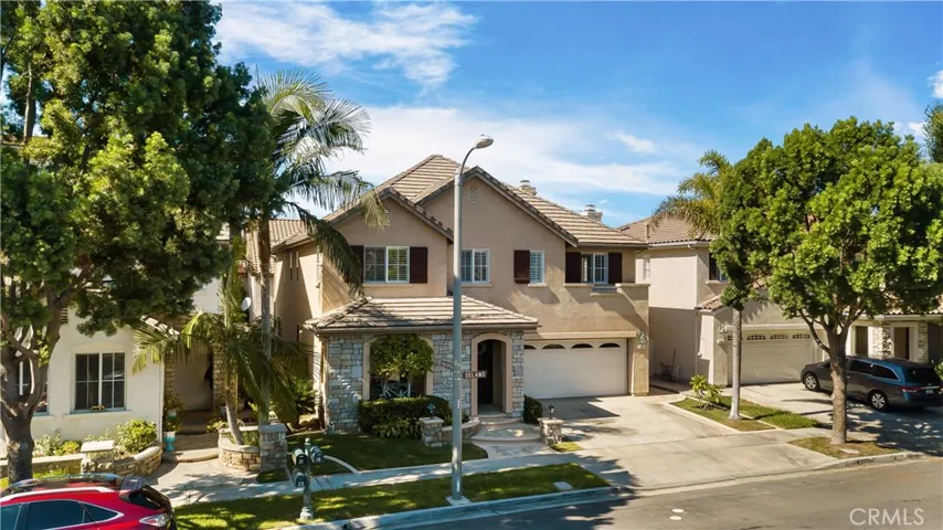 19 Delano, Irvine, California 92602