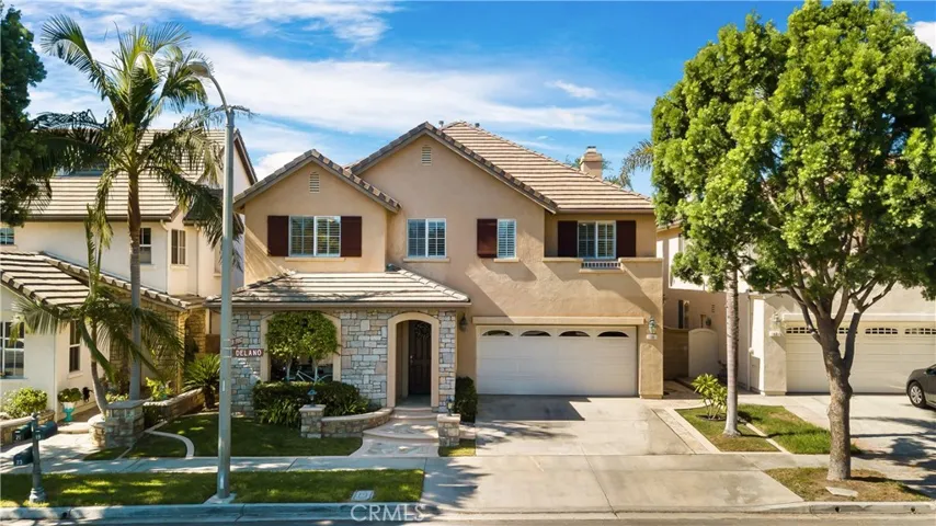 19 Delano, Irvine, California 92602