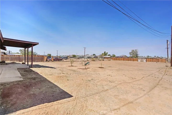 21910 Ramona, Apple Valley, California 92307
