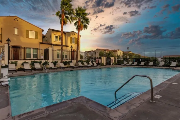 11255 Paseo Mirasol 24, Porter Ranch, California 91326