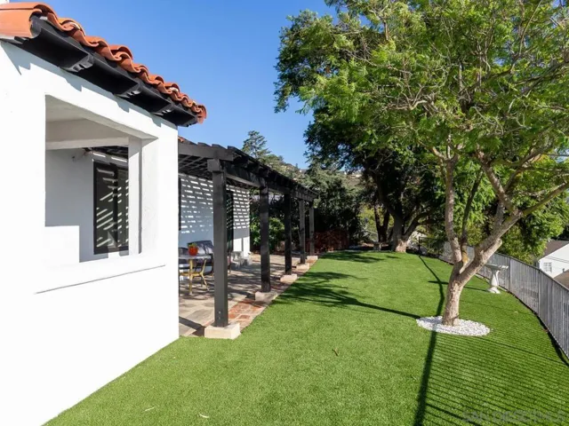 9439 Alto Dr, La Mesa, California 91941