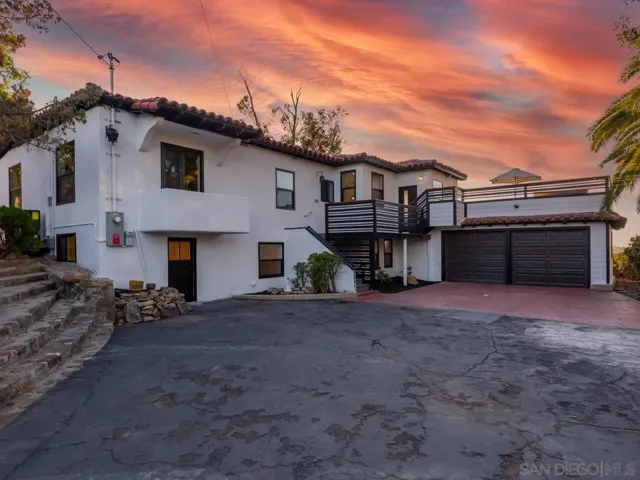 9439 Alto Dr, La Mesa, California 91941