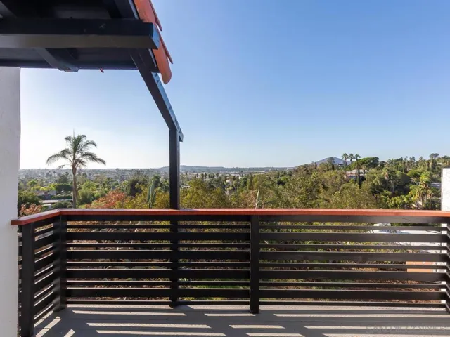 9439 Alto Dr, La Mesa, California 91941