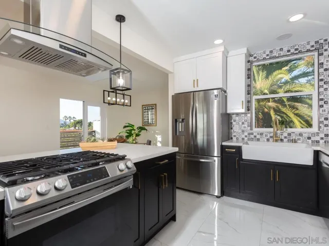 9439 Alto Dr, La Mesa, California 91941