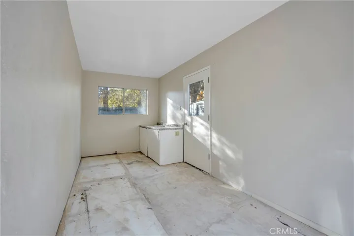 1375 N Main Street, Lakeport, California 95453