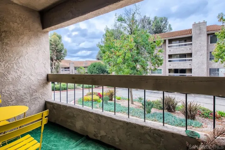 10250 Caminito Cuervo 3, San Diego, California 92108