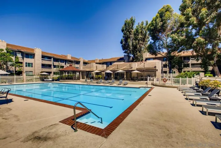 10250 Caminito Cuervo 3, San Diego, California 92108