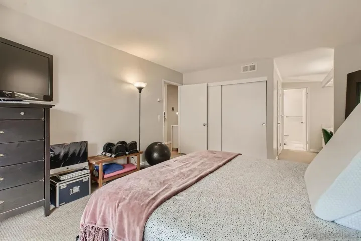 10250 Caminito Cuervo 3, San Diego, California 92108