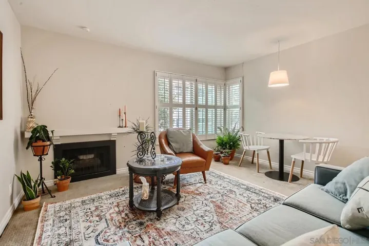 10250 Caminito Cuervo 3, San Diego, California 92108