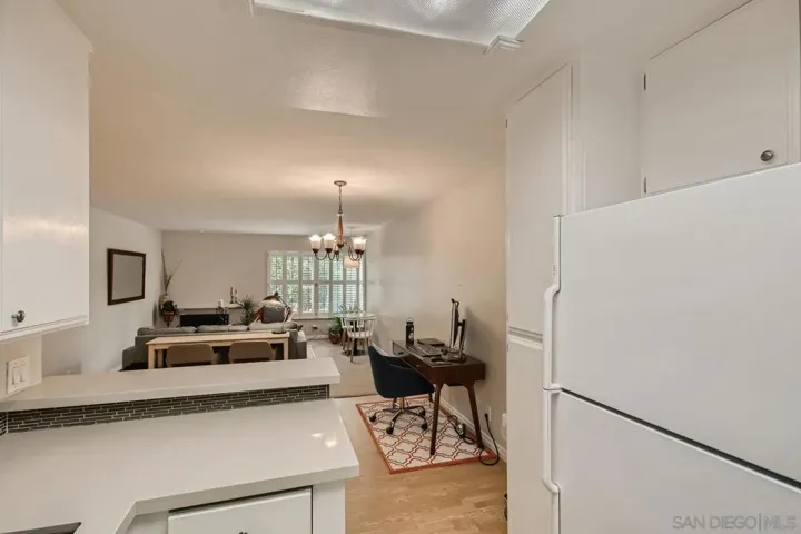 10250 Caminito Cuervo 3, San Diego, California 92108