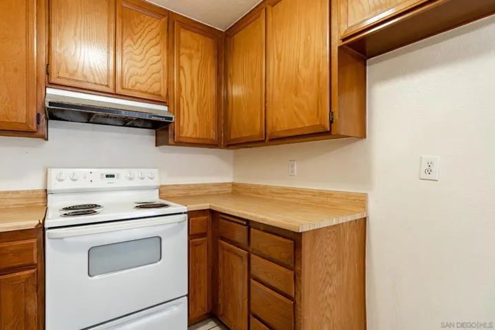 7374 Tooma Street 213, San Diego, California 92139