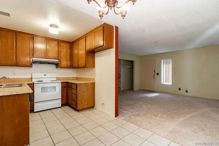 7374 Tooma Street 213, San Diego, California 92139