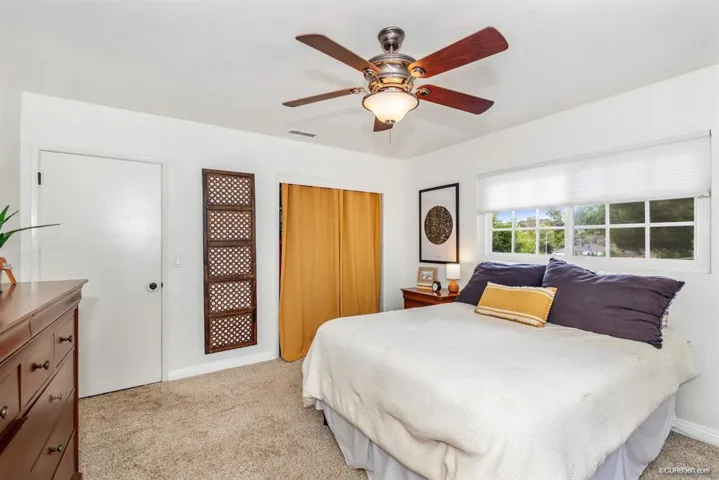 519 Orange Grove Ave, Vista, California 92084