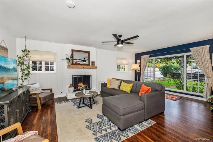 519 Orange Grove Ave, Vista, California 92084