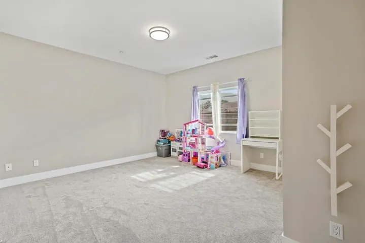 32505 Oak Knoll Drive, Lake Elsinore, California 92530