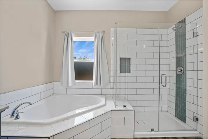 32505 Oak Knoll Drive, Lake Elsinore, California 92530