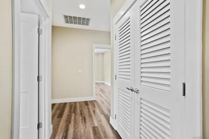 32505 Oak Knoll Drive, Lake Elsinore, California 92530