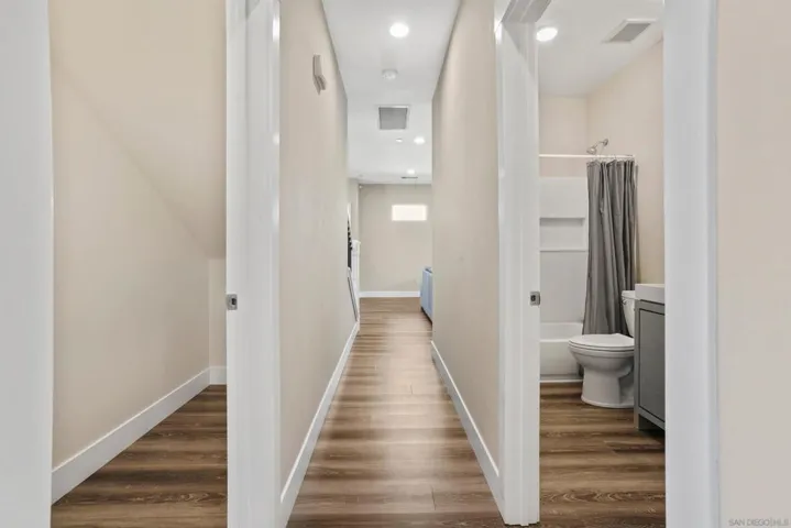 32505 Oak Knoll Drive, Lake Elsinore, California 92530