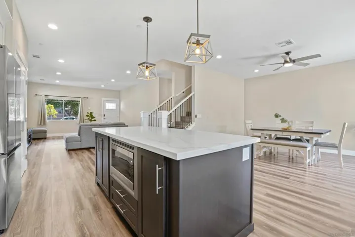 32505 Oak Knoll Drive, Lake Elsinore, California 92530