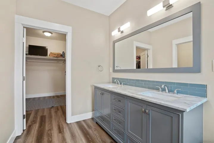 32505 Oak Knoll Drive, Lake Elsinore, California 92530