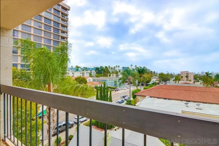 3560 1st Avenue 15, San Diego, California 92103