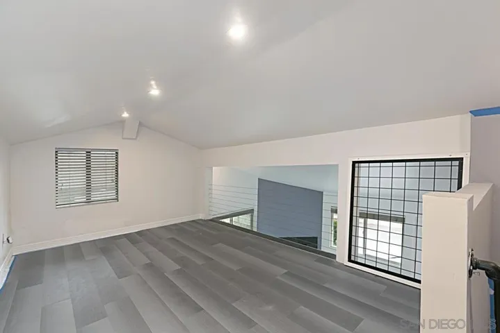 8354 Via Sonoma A, La Jolla, California 92037