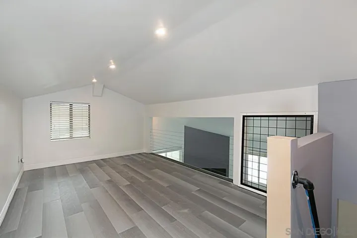 8354 Via Sonoma A, La Jolla, California 92037