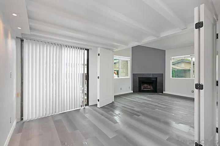 8354 Via Sonoma A, La Jolla, California 92037