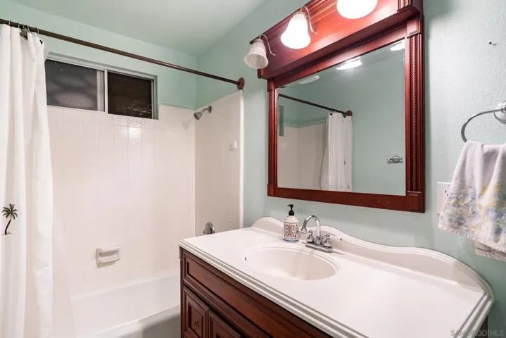 4701 73rd St, La Mesa, California 91942