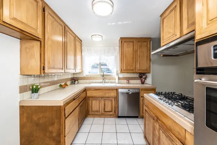 5329 E Pamela Kay Lane, Anaheim Hills, California 92807