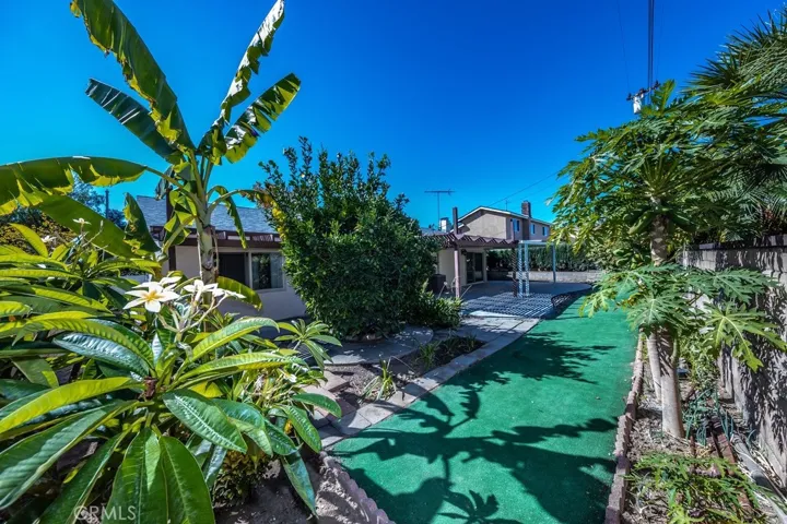 5329 E Pamela Kay Lane, Anaheim Hills, California 92807