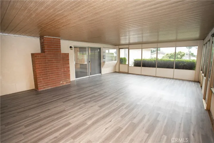 329 N Barranca Avenue, Glendora, California 91741