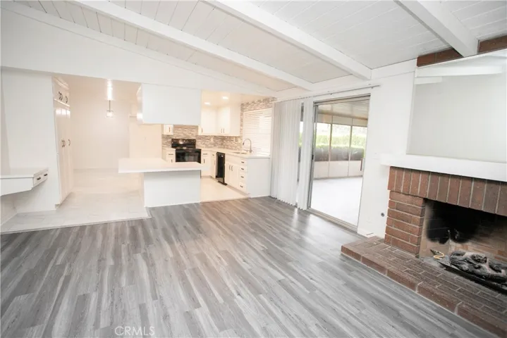 329 N Barranca Avenue, Glendora, California 91741