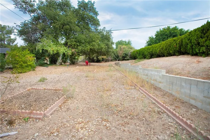 329 N Barranca Avenue, Glendora, California 91741
