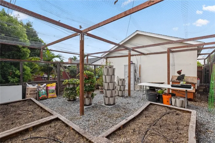 2220 Raleigh Avenue, Costa Mesa, California 92627