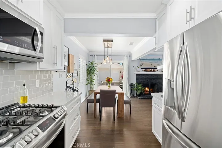 2220 Raleigh Avenue, Costa Mesa, California 92627