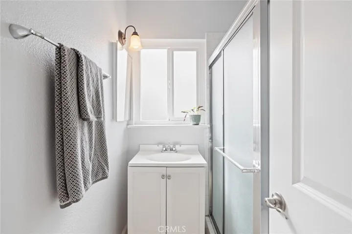 2220 Raleigh Avenue, Costa Mesa, California 92627