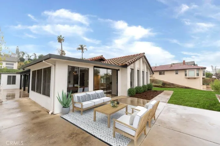 14325 Laurel Drive, Riverside, California 92503