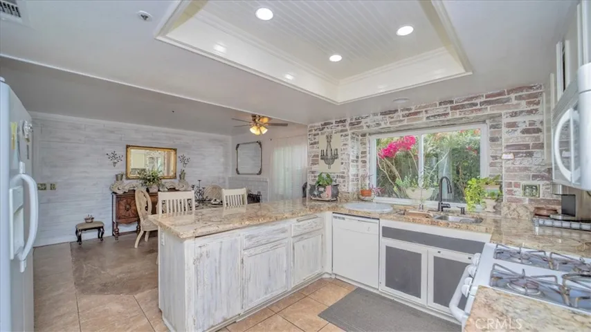 7518 Plumaria Drive, Fontana, California 92336
