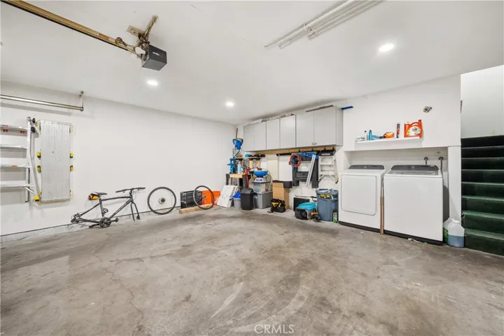 Garage & Laundry