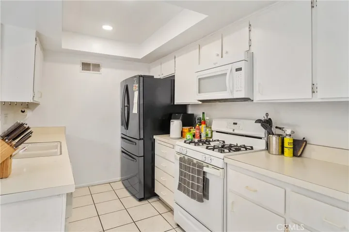 2905 Barrington Court, Fullerton, California 92831