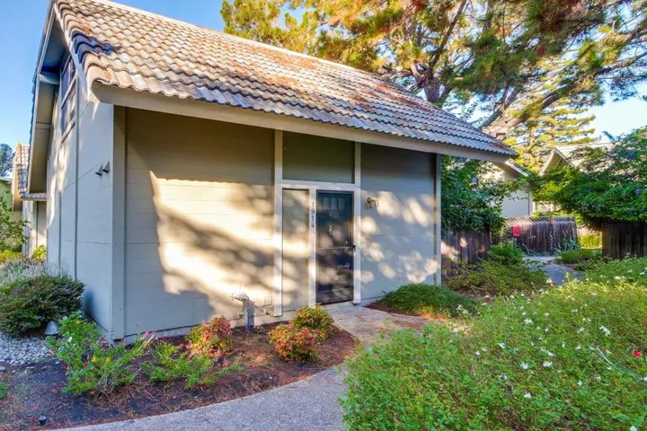 , Mountain View, California 94043