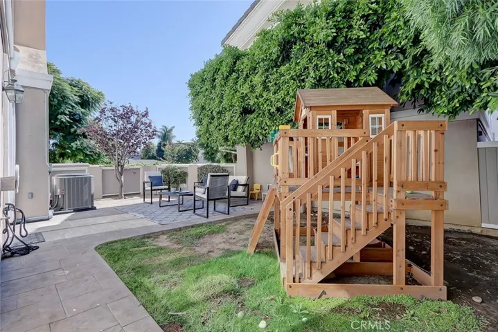 1708 Huntington Lane A, Redondo Beach, California 90278