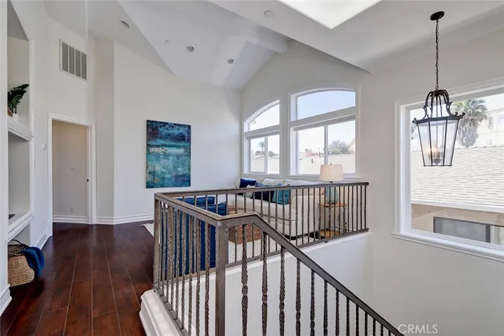 1708 Huntington Lane A, Redondo Beach, California 90278