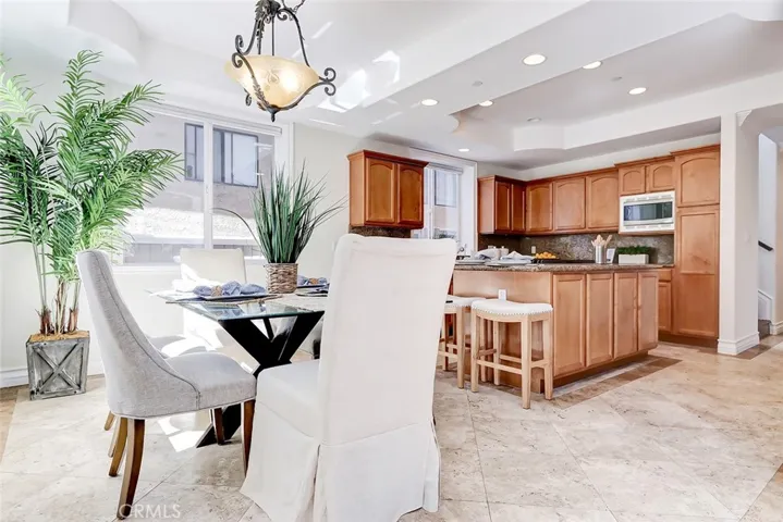 1708 Huntington Lane A, Redondo Beach, California 90278