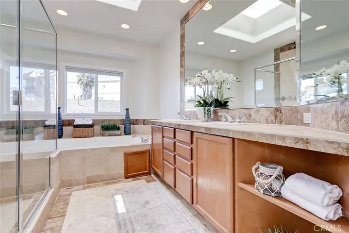 1708 Huntington Lane A, Redondo Beach, California 90278