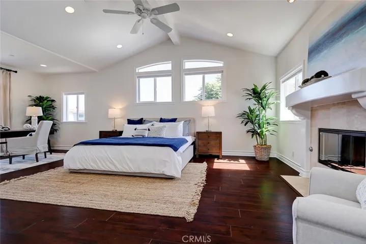 1708 Huntington Lane A, Redondo Beach, California 90278