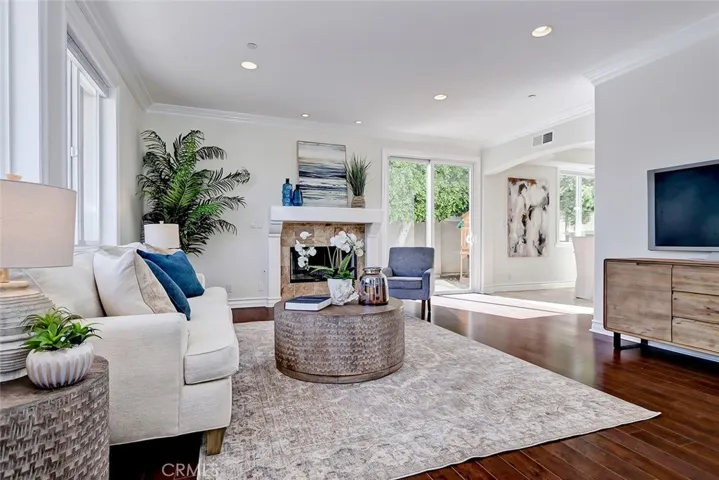 1708 Huntington Lane A, Redondo Beach, California 90278