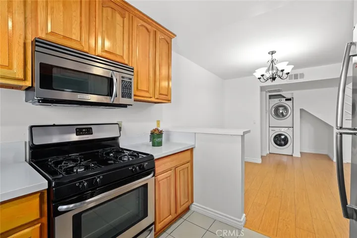 1527 9 Th Street #303, Santa Monica, California 90401