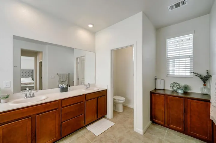 , Gilroy, California 95020